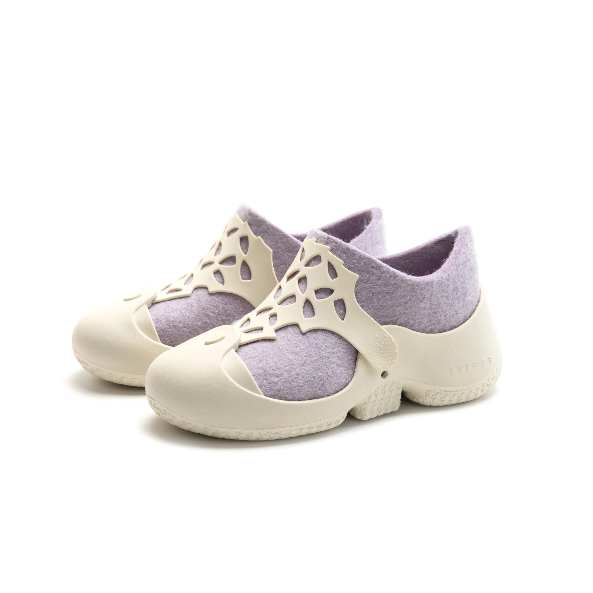 Kaval- Misty Lilac